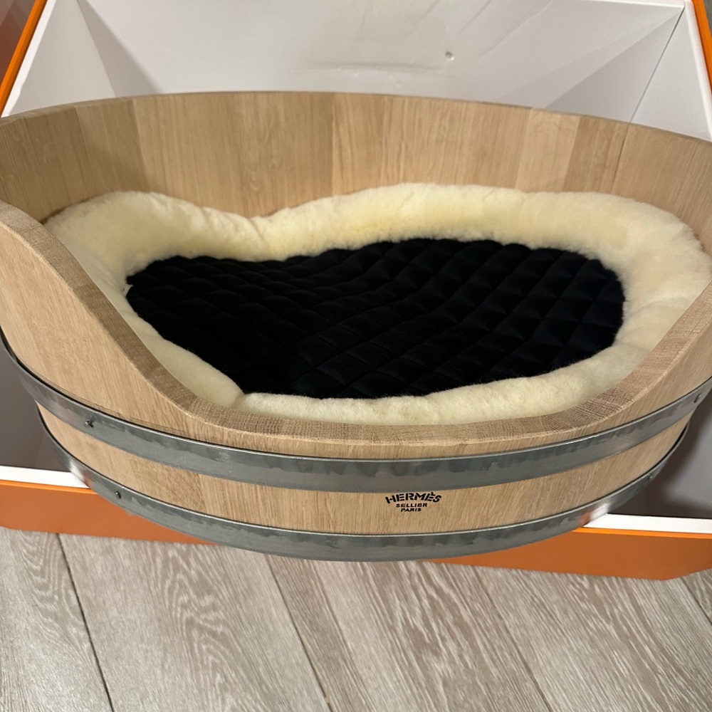 Hermes Black and Cream Dog Bed